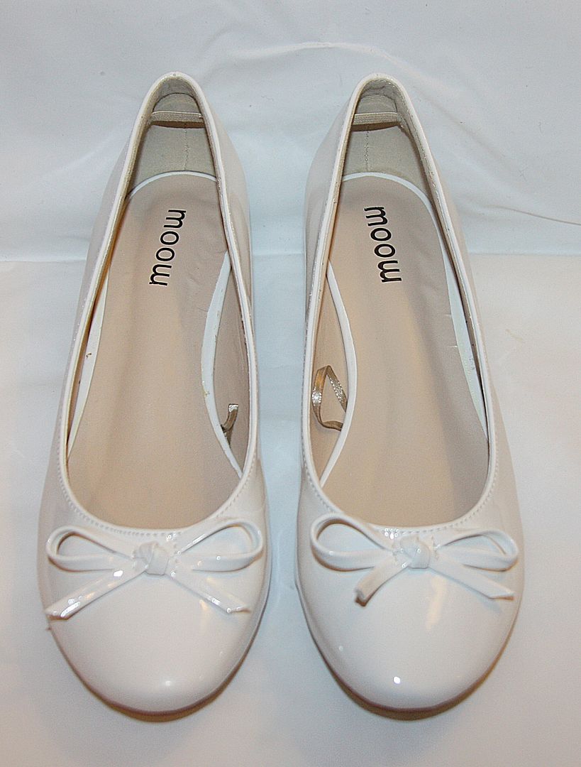 shoes with small block heel